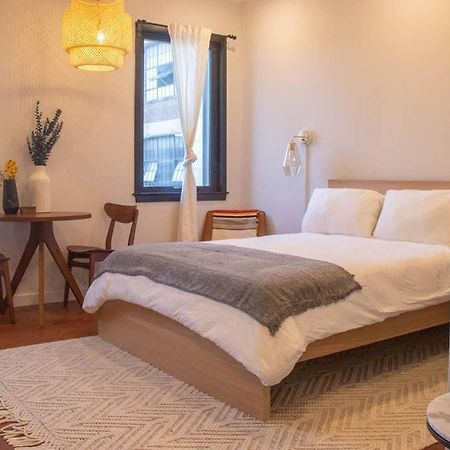 Rail Park Downtown Studio, Amazing Views, Contactless Check-In Philadelphia Bagian luar foto